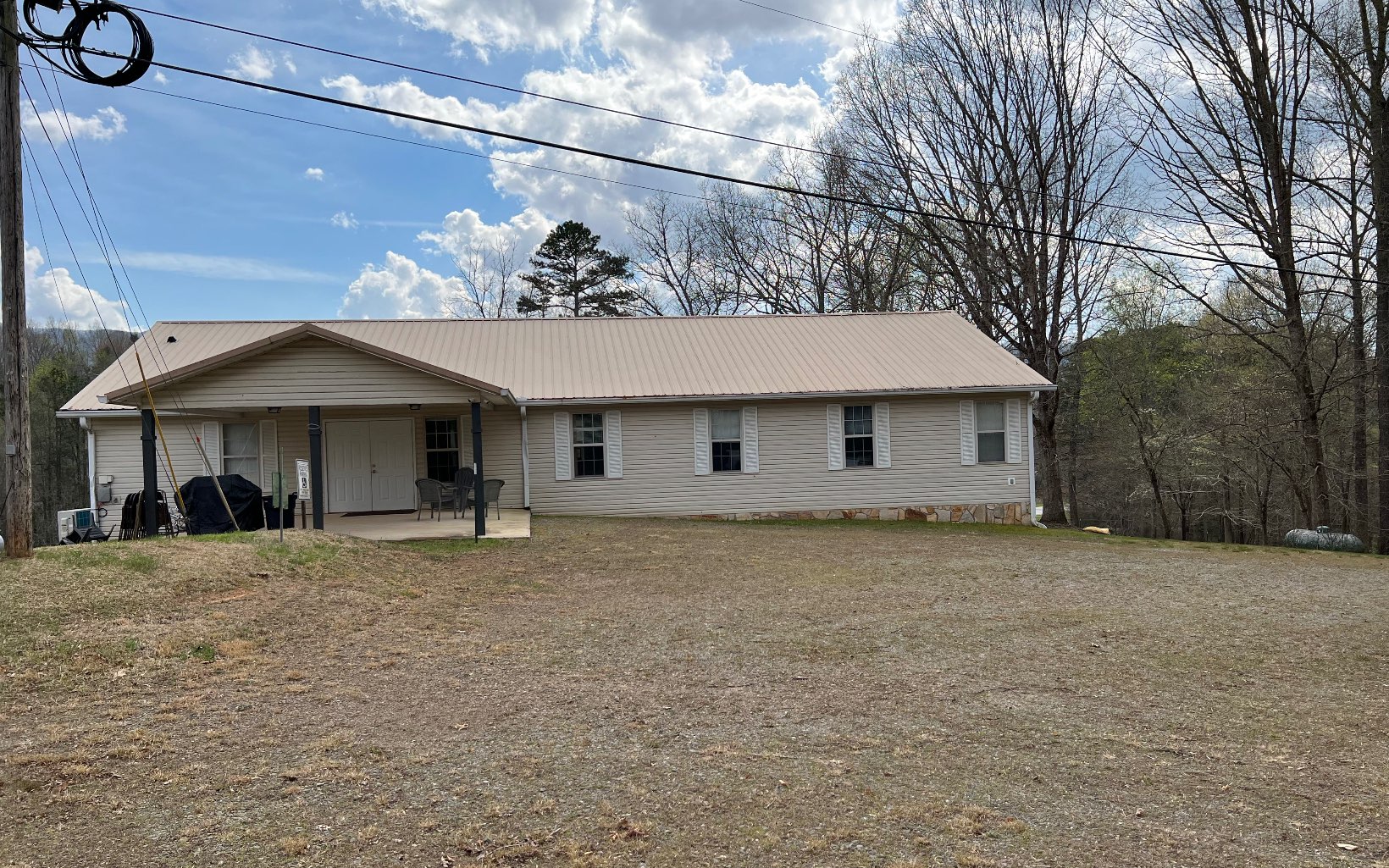 324832 Hayesville Commercial